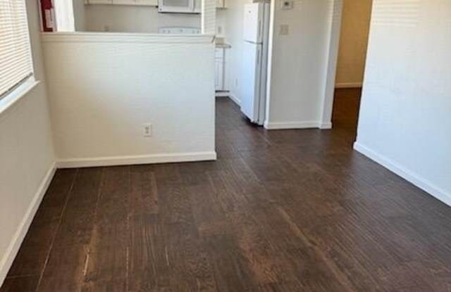 1319 W VOGEL Avenue photos photos