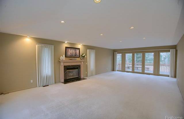 43521 SERENITY Drive Gallery 4