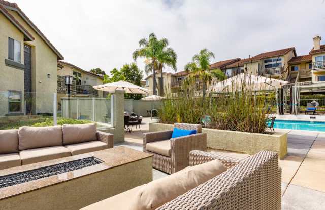 Elan Overlook Laguna Apartments Gallery 3