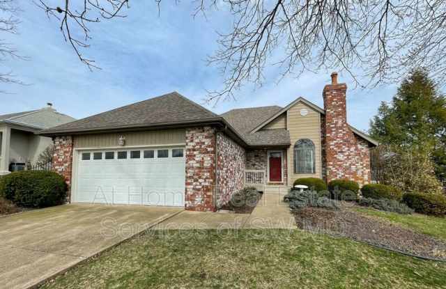 3655 E Cromwell Ln Gallery 1