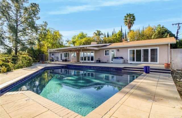 16922 Oak View Drive photos photos