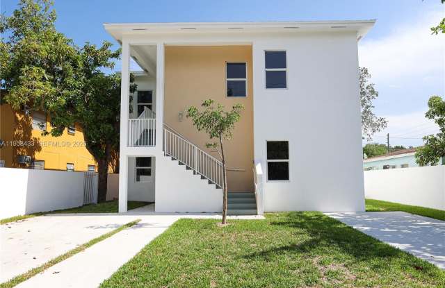 1221 NW 45th St photos photos