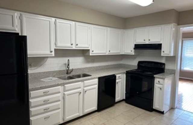 Ready to Move – 405 Holly Tree Court, Chester Springs, PA 19425- $2815.00 Monthly Rent! Gallery 3