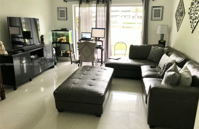 7328 SW 82nd St - 7328 Southwest 82nd Street, Glenvar Heights, FL 33143
