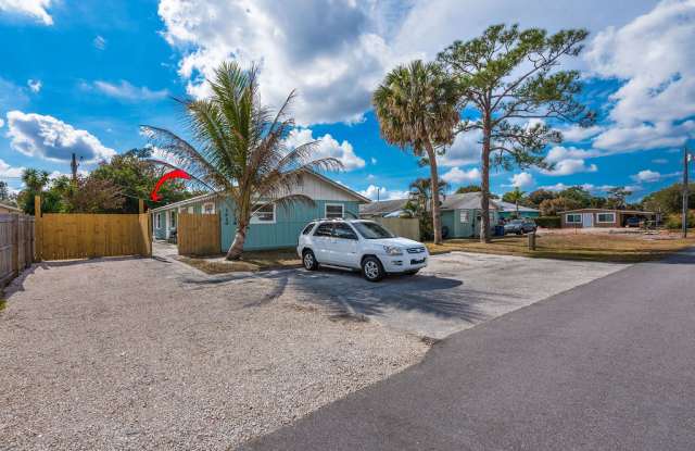 2658 Southeast Amherst Street photos photos