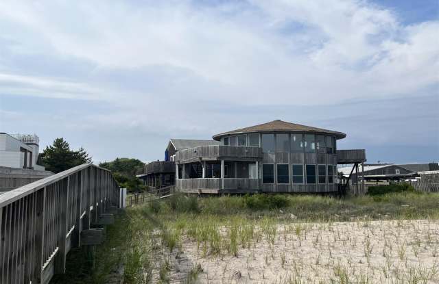 85 Bungalow Walk photos photos