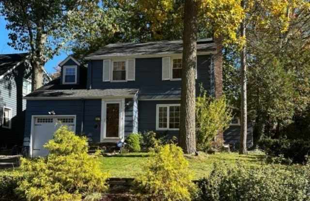 4 Lenox Ter - 4 Lenox Terrace, West Orange, NJ 07052