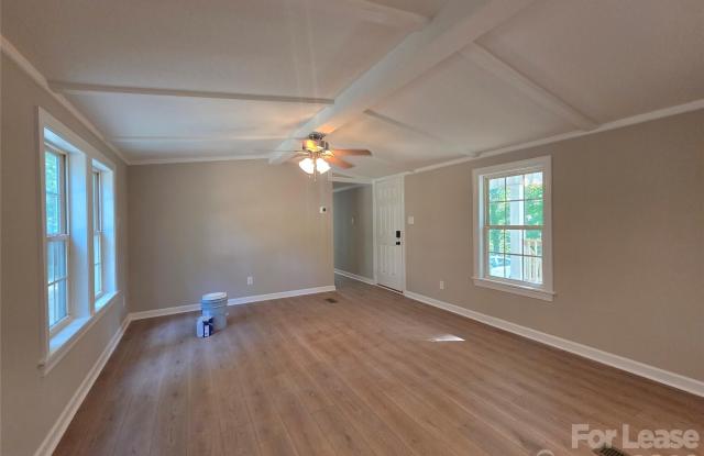 1361 Regal Oaks Lane Gallery 3