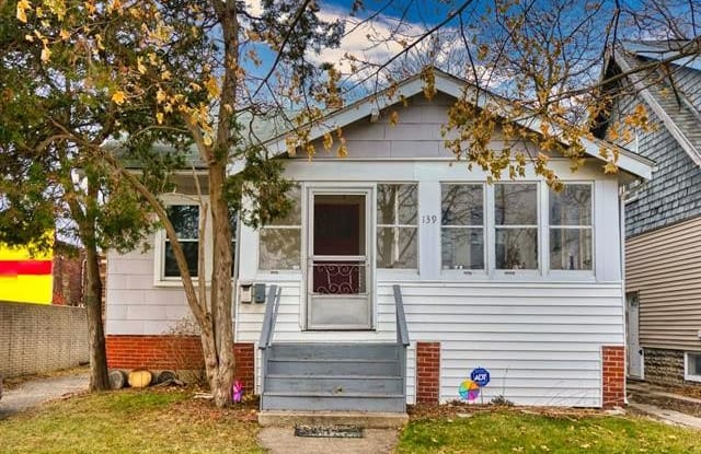 139 EDGEWOOD (Upper Unit) - 139 Edgewood Place, Ferndale, MI 48220