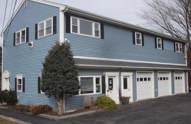 30 Riverside Drive - 30 Riverside Drive, Rockingham County, NH 03840