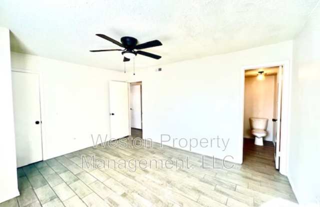 6054 Northwest Expressway photos photos