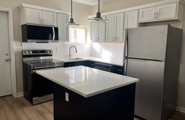 Steps away from Allegheny General Hospital Townhome! photos photos