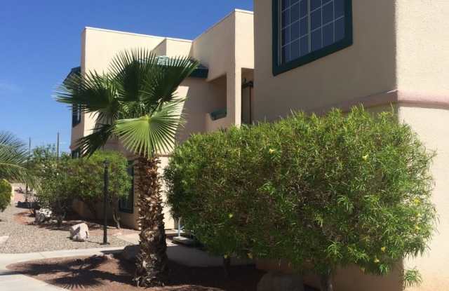 !!REDUCED RENT!!! Condo, 2 Bedroom, Southside - 3210 Sweetwater Avenue, Lake Havasu City, AZ 86406