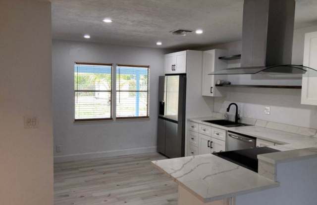 209 Coventry Street, Boca Raton, FL 33487 Gallery 3