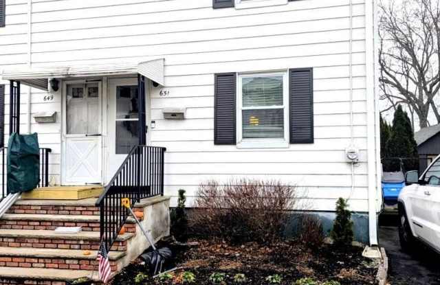 651 Crescent Drive photos photos 651 Crescent Drive photos photos