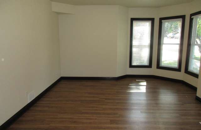 141 E Gorham - Unit 1 Gallery 2