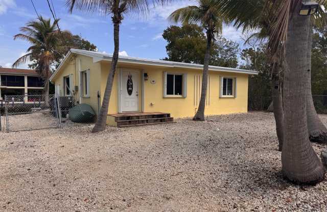 135 Peace Avenue photos photos