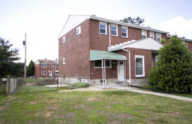 Welcome to this lovely 3bd 1.5bth home! photos photos