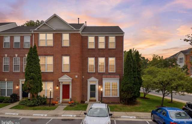 13135 PARK CRESCENT Circle Gallery 1