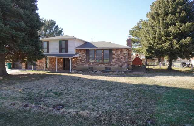 6635 S 2275 E Gallery 2