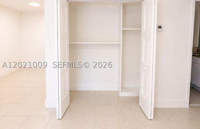 7160 Fairway Dr Gallery 4