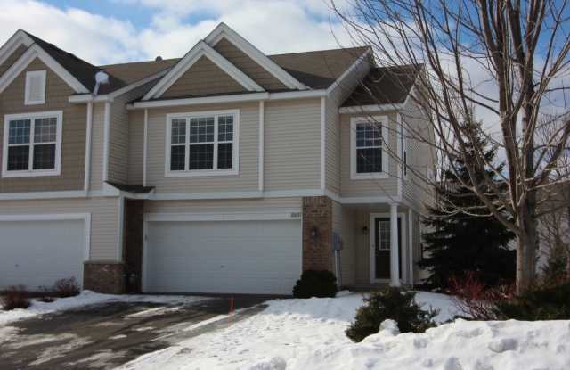 10651 Pond Curve photos photos