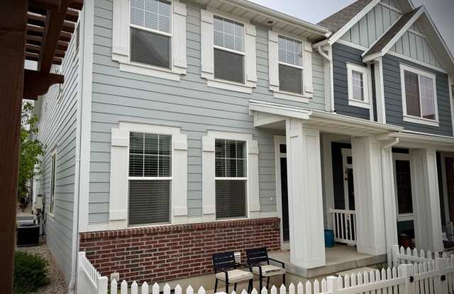 Gorgeous Like-New Townhome photos photos