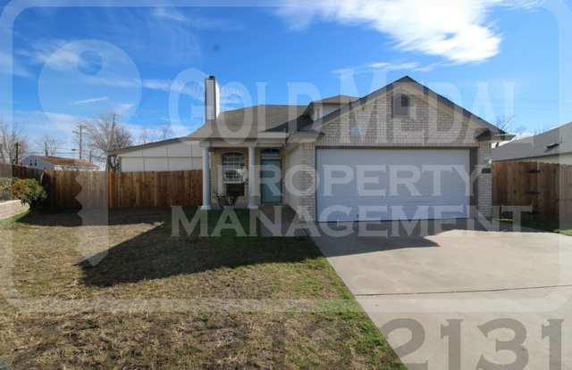 Charming 6-bed, 2.5-bath home in Killeen photos photos