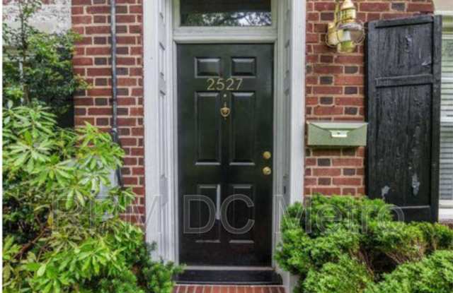 2527 Waterside Dr NW Gallery 2