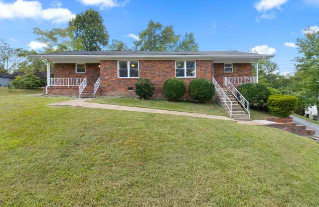 1115 Northern Hills Road photos photos