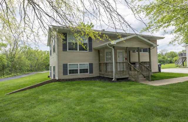 Cute 2 bedroom Duplex photos photos