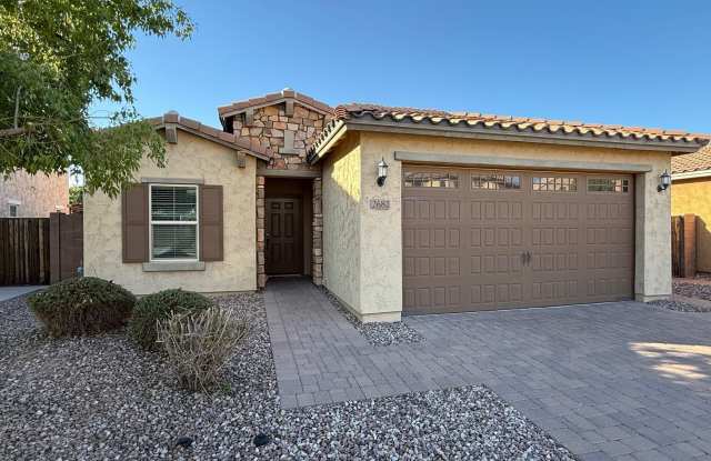 2682 E GILLCREST Road photos photos