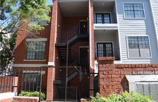 K059 - Palladian #303 - 712 West 21st Street, Austin, TX 78705