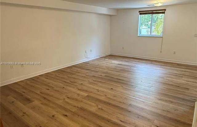 5838 Devonshire Blvd photos photos