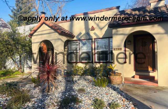 Beautifully Remodeled 2 Bedroom, 2 Bath Duplex on Freeport Blvd COMING SOON! photos photos