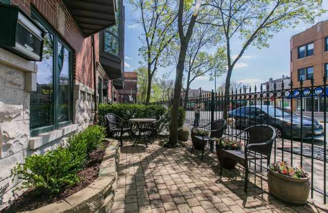 2005 N HOYNE Avenue Gallery 3