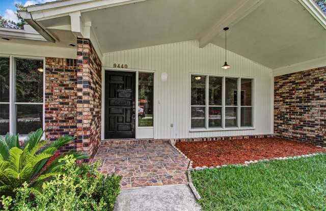 9440 Beauclerc Cove Road Gallery 3