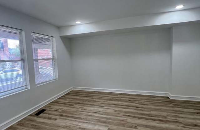 1 Bedroom 1 Bathroom Apartment w/Finished Basement Gallery 4