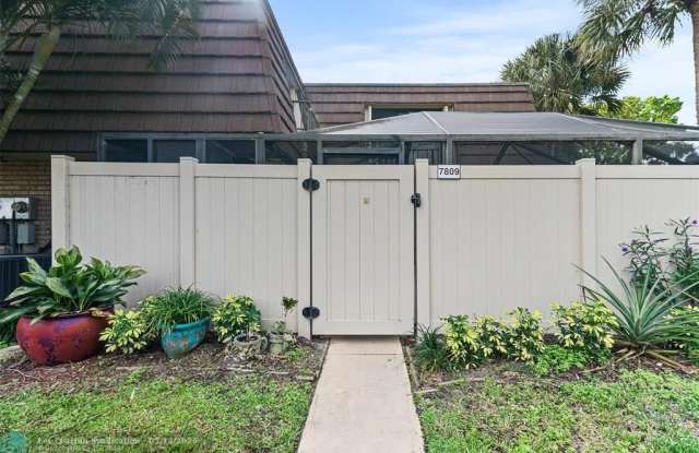 7809 78th Way photos photos