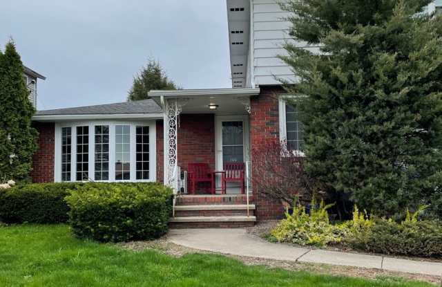 Charming 2 Bedroom, 1 bath- Lyncourt photos photos Charming 2 Bedroom, 1 bath- Lyncourt photos photos