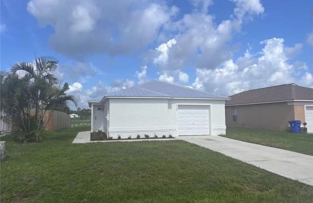 4886 29th Avenue photos photos