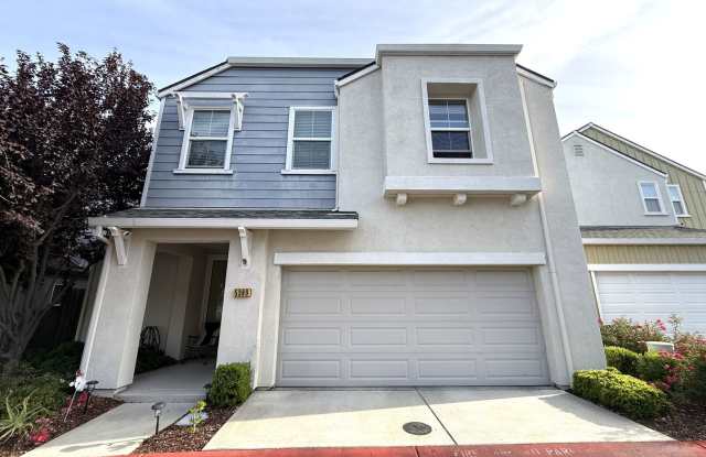 Great 4bd/3ba Home with 2 Car Garage! photos photos