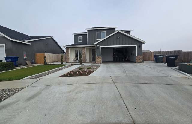 4 Br 2.5 Ba available now - 2578 West Mallard Lane, Kings County, CA 93230 4 Br 2.5 Ba available now - 2578 West Mallard Lane, Kings County, CA 93230