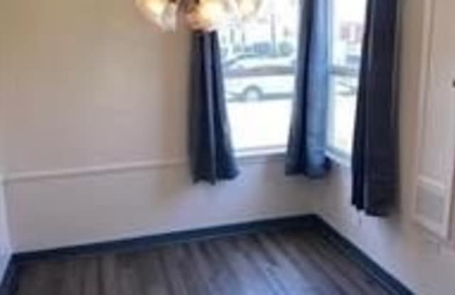 275 Margaret Avenue Gallery 4
