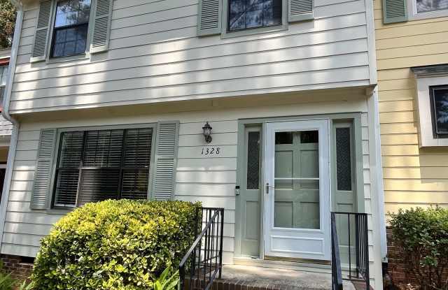 1328 Springlawn Court - 1 photos photos