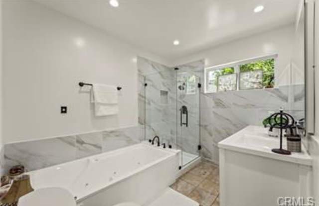 4428 Saugus Avenue - 4428 Saugus Avenue, Los Angeles, CA 91403