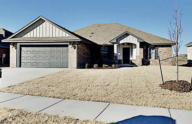 Very Nice 4 Bedroom 2 Bath Home in Yukon Schools photos photos