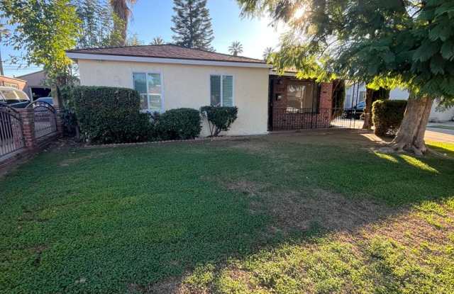 230 Murray Ave. - 230 South Murray Avenue, Azusa, CA 91702