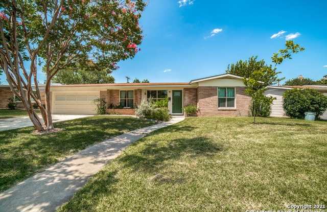 307 Waxwood Ln photos photos