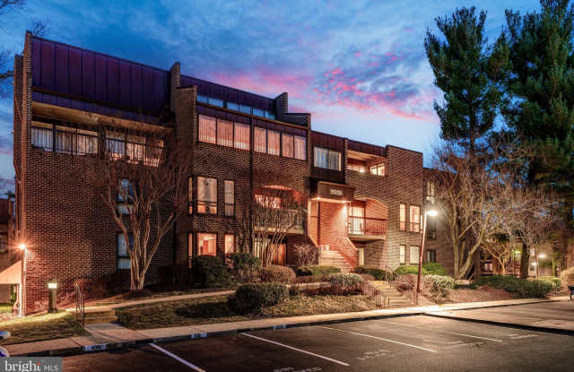 11252 CHESTNUT GROVE SQUARE - 11252 Chestnut Grove Square, Reston, VA 20190